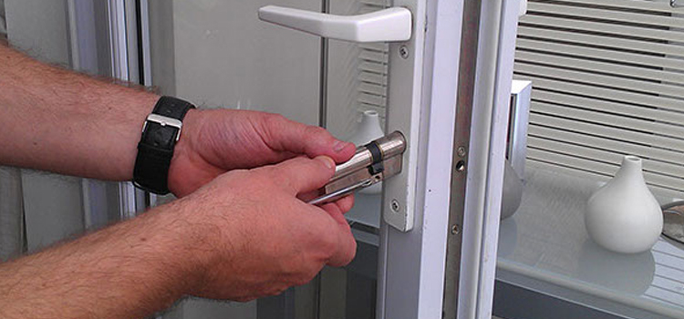 Commercial Door Lock Repair in Tracy